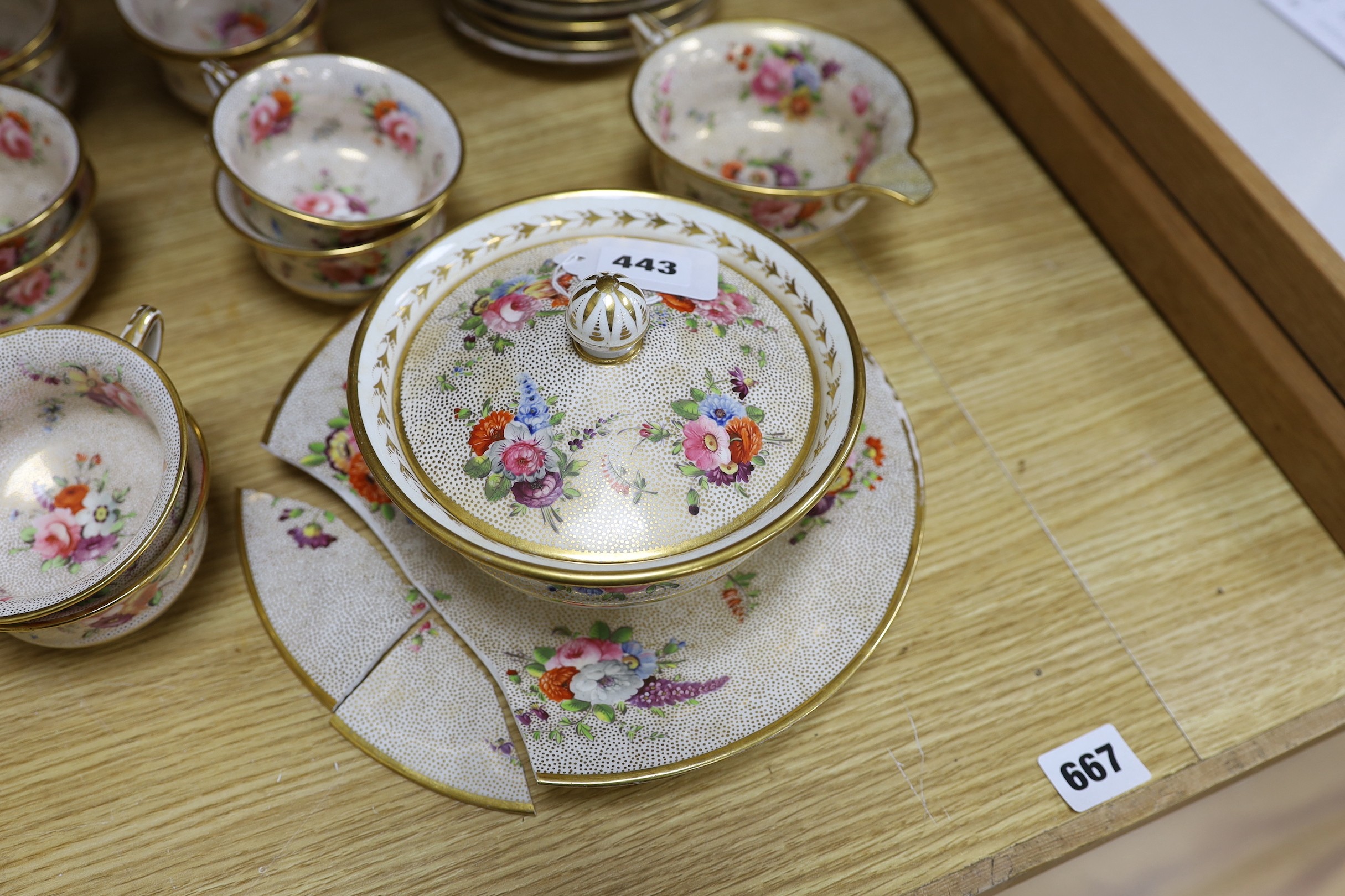 A Coalport ‘Improved feltspar’ porcelain part tea and coffee service, c.1825